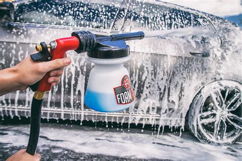The benefits of using Magix foam cleaner for car maintenance.